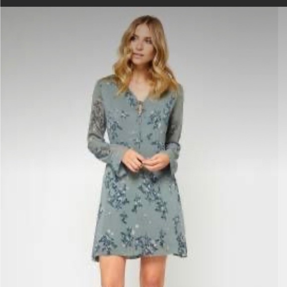 Gentle Fawn Floral Rosette Dress in Pink